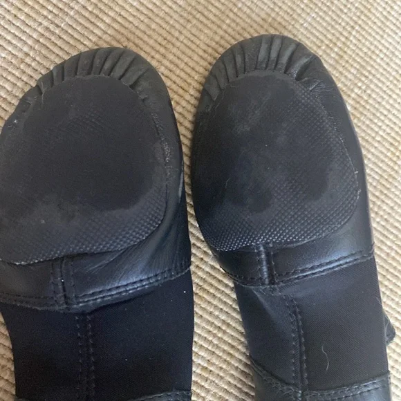 Capezio E Series Slip-on Jazz Shoes - Picture 12 of 12